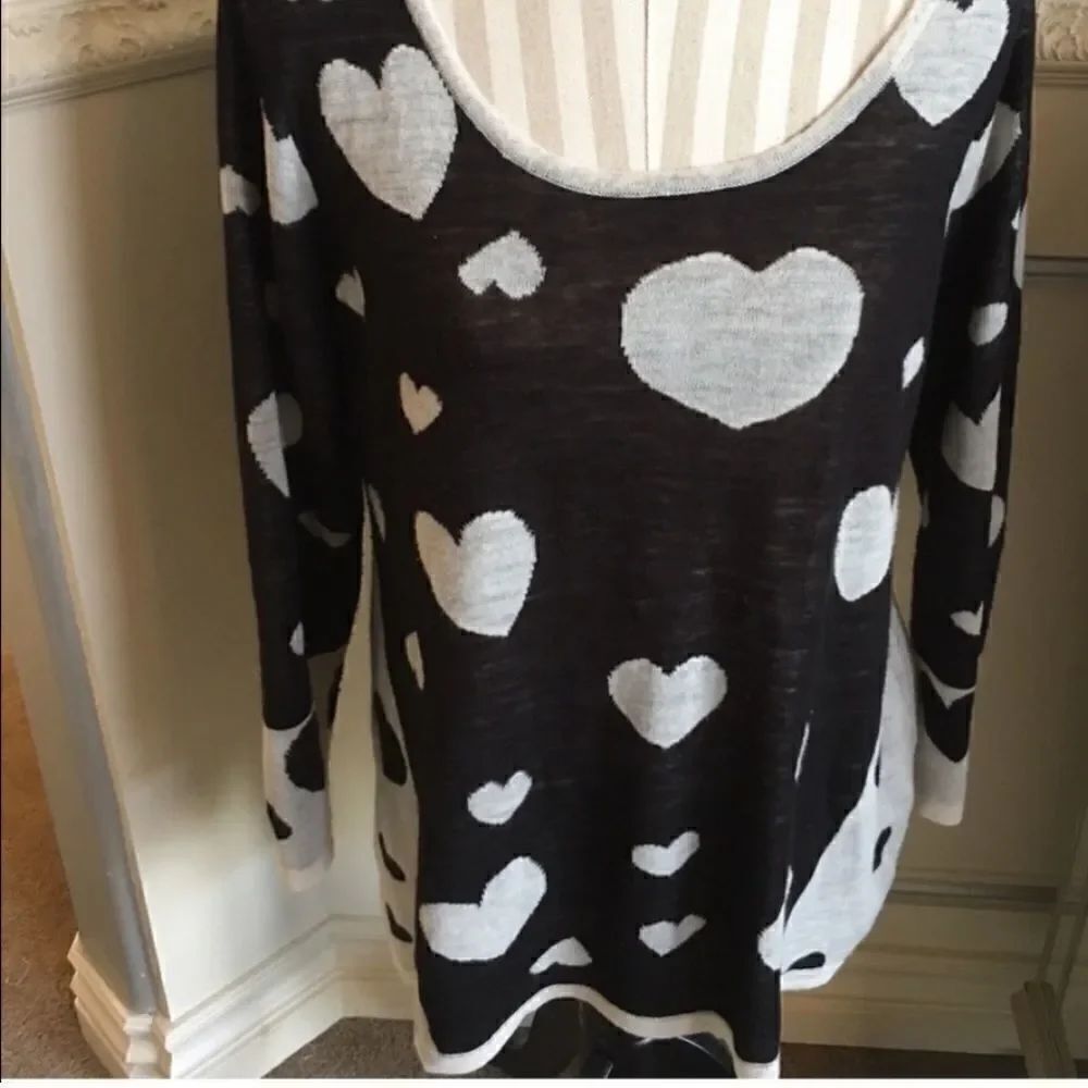 Heart Light Sweater!  - Picture 6 of 12